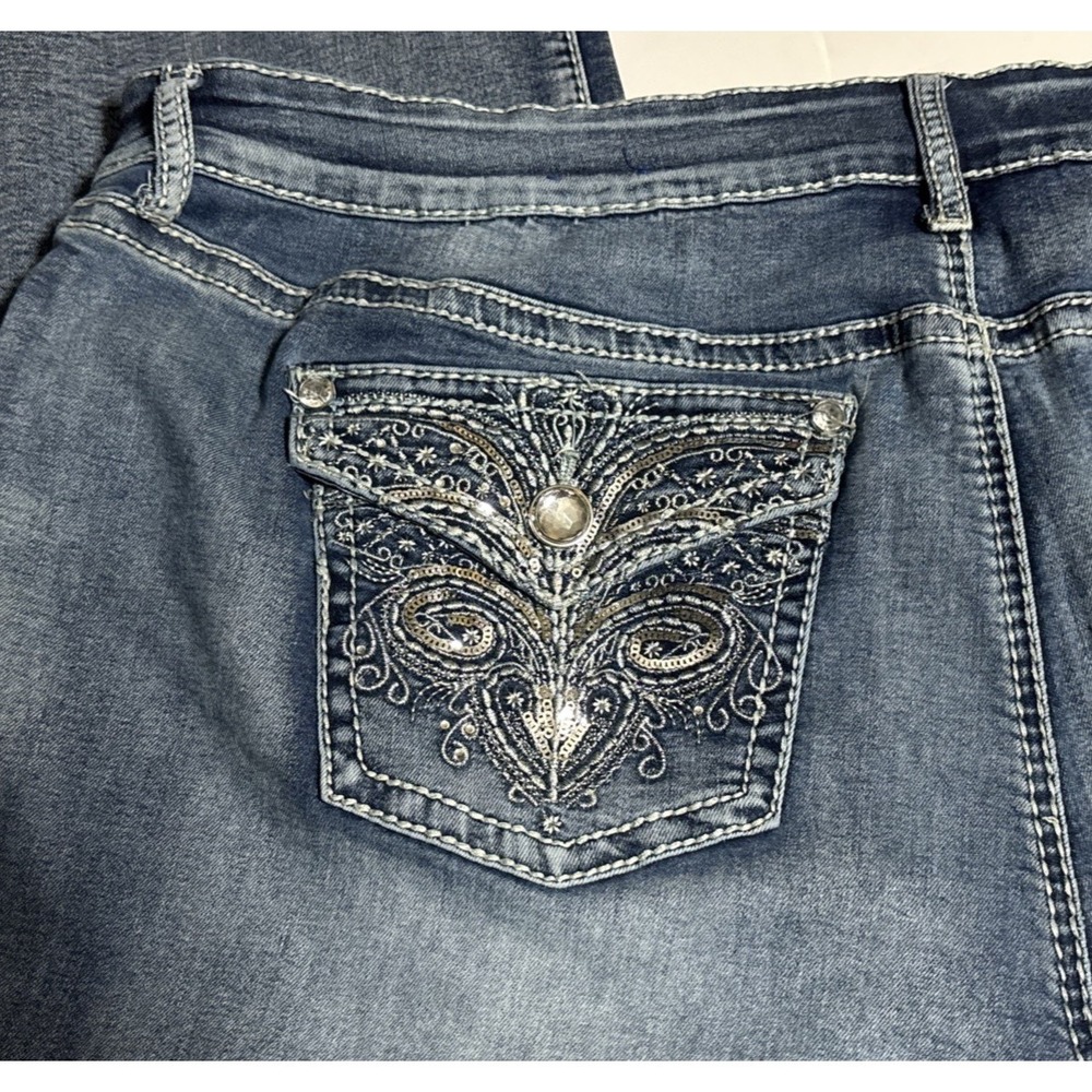 Apt. 9 Women Bootcut Jeans Embellished Bling Pocket Plus Size 24 Stretch Bootcut - Picture 2 of 12